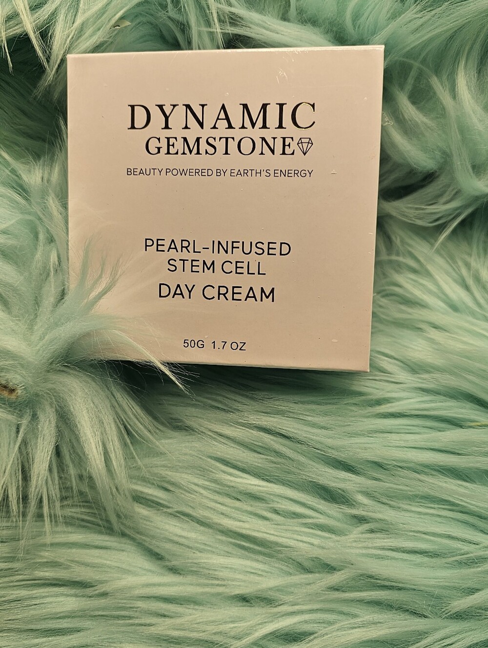 Dynamic Gemstone Pearl-Infused Stem Cell Day Cream - Gold & White